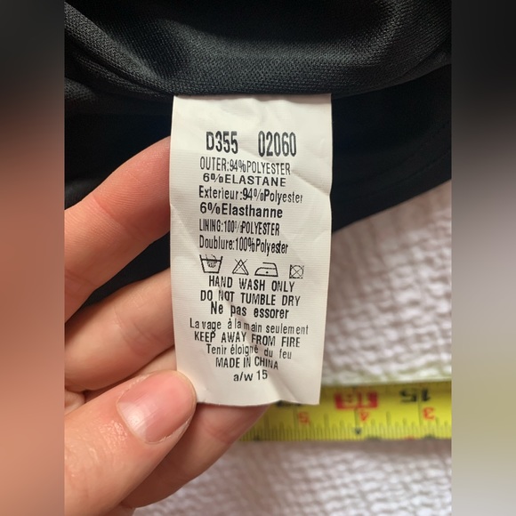 AX Paris, black bodycon, almost vampiric neckline and collar, sexy dress - Picture 10 of 10